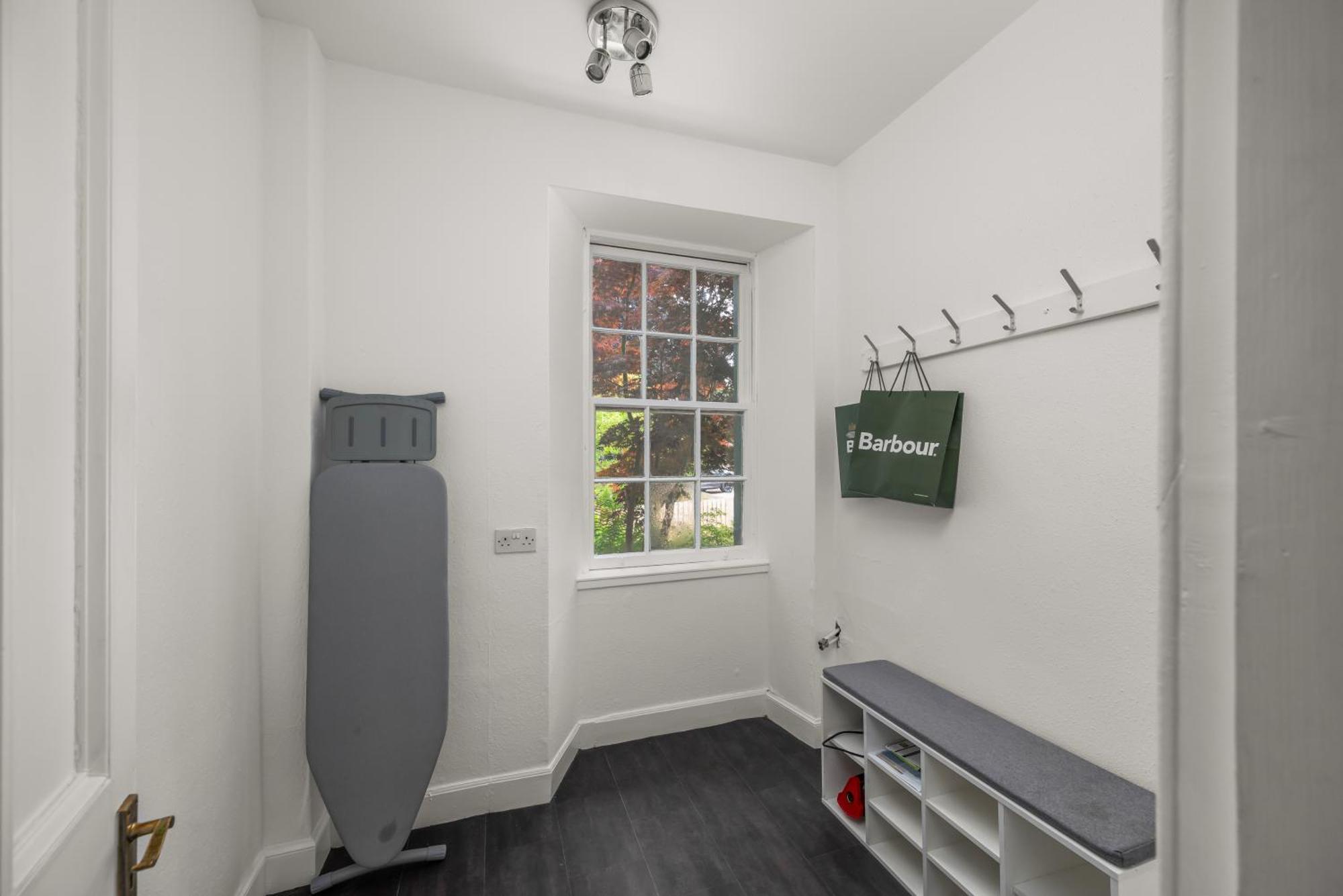 Rosebank House - 12 Guests, 6 Ensuite Bedrooms, Ev Point, Games Rooms, Wood Burner, Pet Friendly! Blairgowrie and Rattray Exterior photo