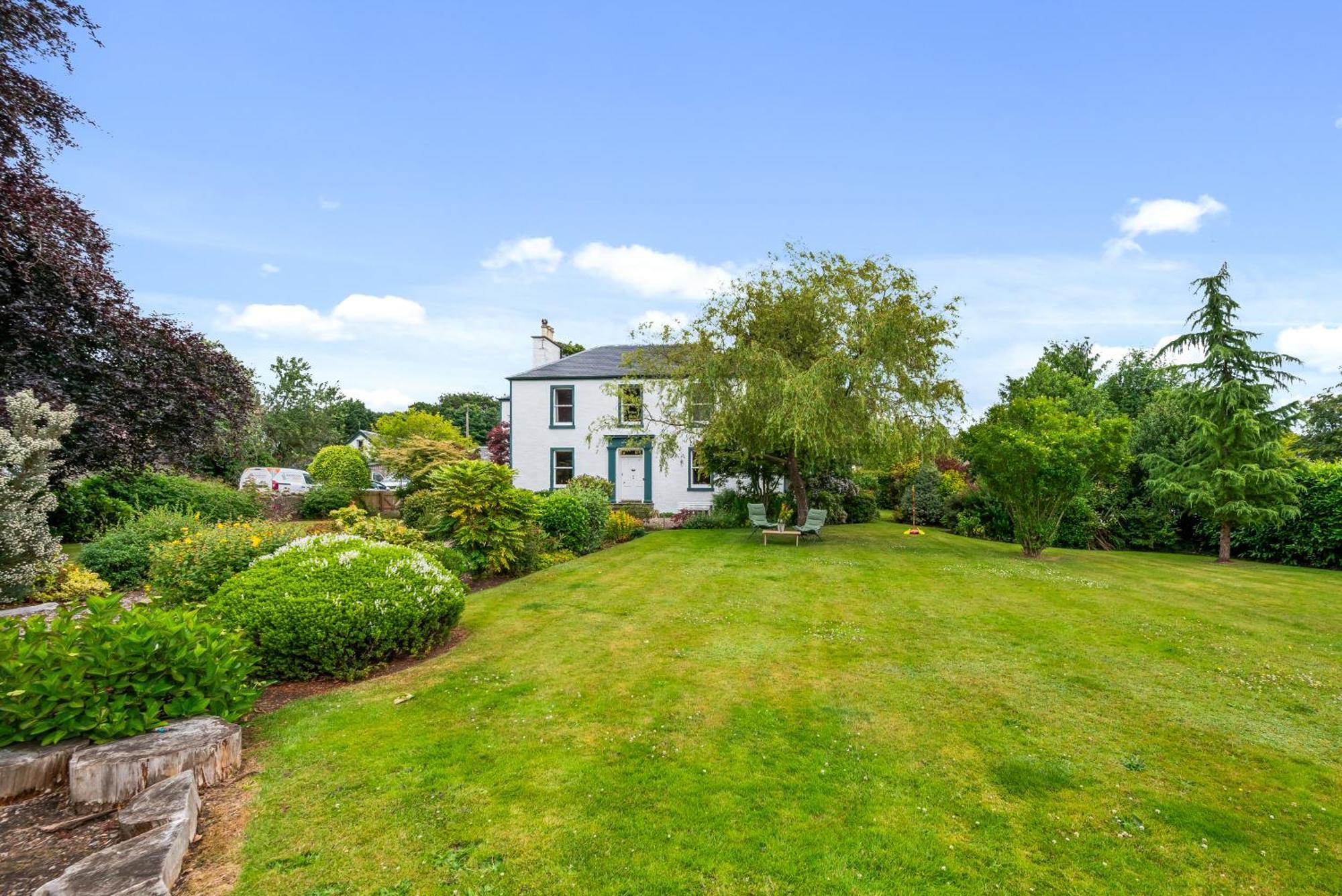 Rosebank House - 12 Guests, 6 Ensuite Bedrooms, Ev Point, Games Rooms, Wood Burner, Pet Friendly! Blairgowrie and Rattray Exterior photo
