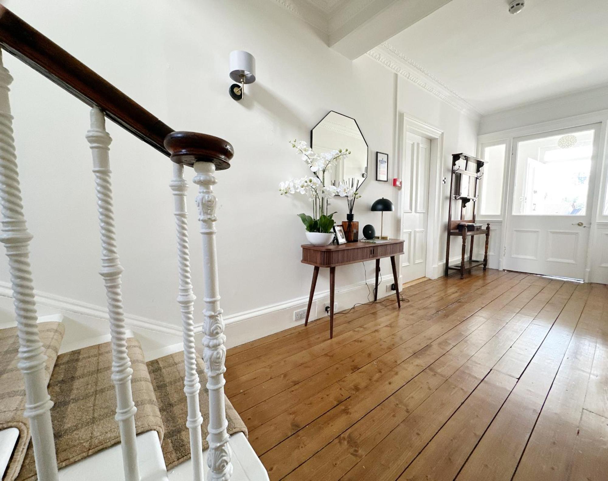 Rosebank House - 12 Guests, 6 Ensuite Bedrooms, Ev Point, Games Rooms, Wood Burner, Pet Friendly! Blairgowrie and Rattray Exterior photo